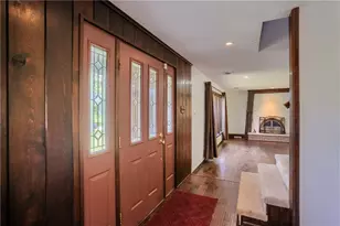106 Colonial Way, Center Township, PA 15001 - Photo 6