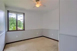 106 Colonial Way, Center Township, PA 15001 - Photo 28