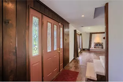 106 Colonial Way, Center Township, PA 15001 - Photo 6