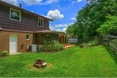 106 Colonial Way, Center Township, PA 15001 - Photo 42