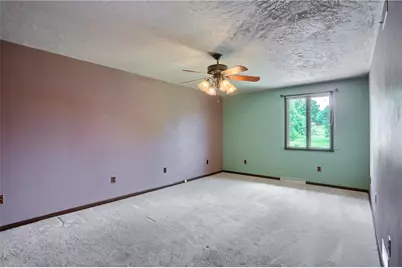 106 Colonial Way, Center Township, PA 15001 - Photo 24