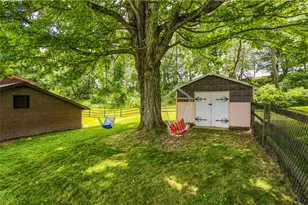 106 Colonial Way, Center Township, PA 15001 - Photo 46