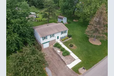 600 Joan Street, Cranberry Township, PA 16066 - Photo 2