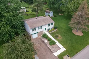 600 Joan St, Cranberry Township, PA 16066 - Photo 2