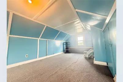 800 Ellsworth Ave, Jeannette, PA 15644 - Photo 14