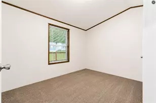211 N Boyd Dr, Buffalo Township, PA 16055 - Photo 14