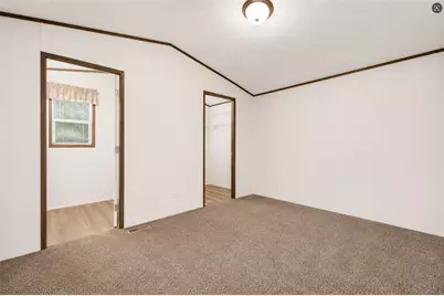 211 N Boyd Dr, Buffalo Township, PA 16055 - Photo 12
