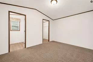 211 N Boyd Dr, Buffalo Township, PA 16055 - Photo 12