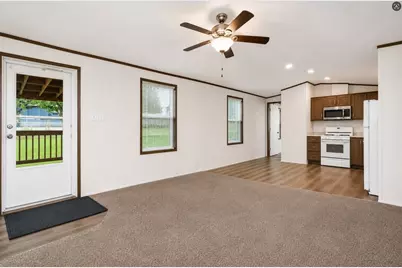 211 N Boyd Dr, Buffalo Township, PA 16055 - Photo 6
