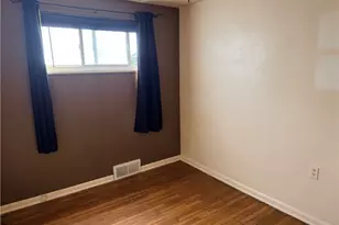 1677 Dunluce Dr, Pittsburgh, PA 15037 - Photo 16