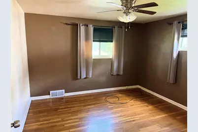 1677 Dunluce Drive, Pittsburgh, PA 15037 - Photo 20