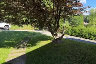 1677 Dunluce Dr, Pittsburgh, PA 15037 - Photo 6