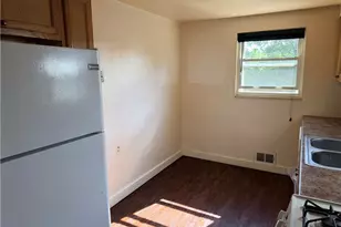 1677 Dunluce Dr, Pittsburgh, PA 15037 - Photo 10