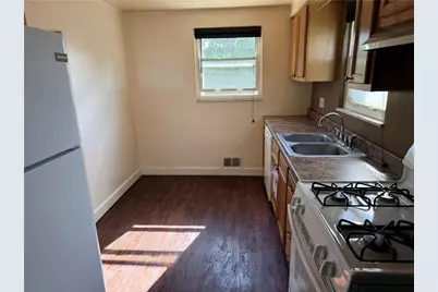 1677 Dunluce Drive, Pittsburgh, PA 15037 - Photo 14