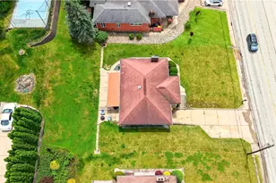 1642 Rostraver Rd, Rostraver, PA 15012 - Photo 30