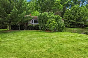 452 E McMurray Ct, Peters Township, PA 15317 - Photo 2