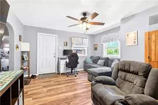 10 Elizabeth St, Canton Township, PA 15301 - Photo 6
