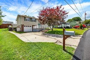 12 Cree Dr, Hempfield Township, PA 15601 - Photo 2