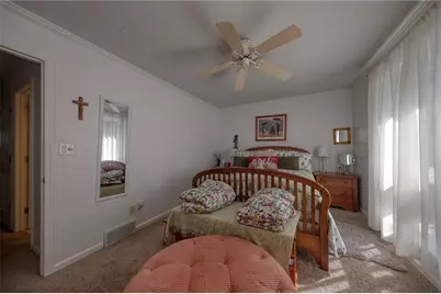 9 Graham Pl, Pittsburgh, PA 15232 - Photo 20