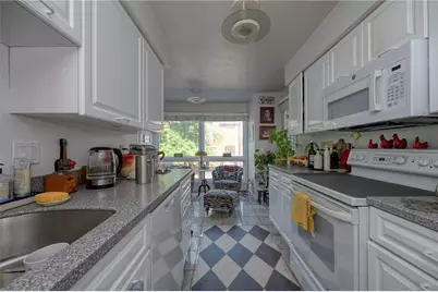 9 Graham Pl, Pittsburgh, PA 15232 - Photo 14