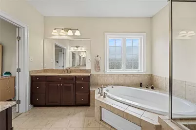 303 Connemara Ct, Pine Township, PA 16046 - Photo 24