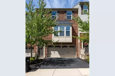 212 Noble Woods Dr, Moon/Crescent Twp, PA 15108 - Photo 2
