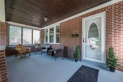 2716 Castlegate Ave, Pittsburgh, PA 15226 - Photo 2