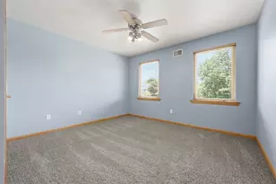 18 Kohleen Dr, Robinson Twp, PA 15136 - Photo 34