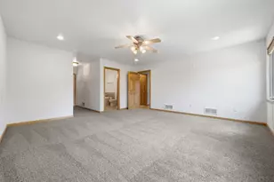 18 Kohleen Dr, Robinson Twp, PA 15136 - Photo 28
