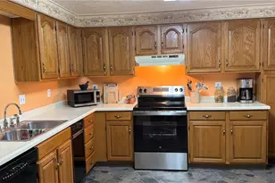 105 Woodstone Ln, New Kensington, PA 15068 - Photo 12