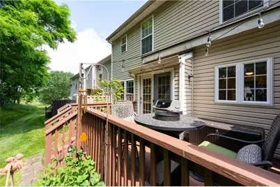 612 Village Green E Blvd, Adams Township, PA 16046 - Photo 18