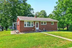 1312 Oak St, Connellsville, PA 15425 - Photo 2