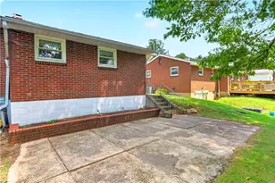 1312 Oak St, Connellsville, PA 15425 - Photo 22