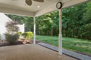 207 Maple Ct, Center Township, PA 15001 - Photo 10