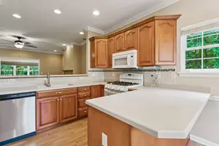 207 Maple Ct, Center Township, PA 15001 - Photo 18