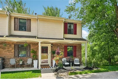 435 Brookside Ct, Seven Fields Boro, PA 16046 - Photo 2