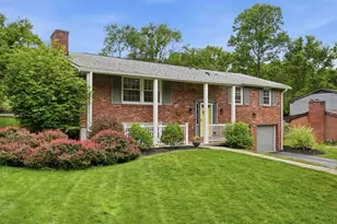 113 Farmingdale Dr, Marshall, PA 15090 - Photo 1