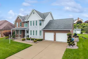 9470 Pembroke Cir, North Huntingdon, PA 15642 - Photo 2