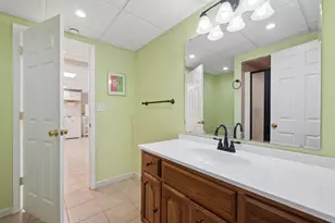 9470 Pembroke Cir, North Huntingdon, PA 15642 - Photo 20