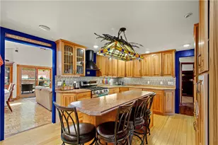 1031 Sanda Dr, Pittsburgh, PA 15227 - Photo 8