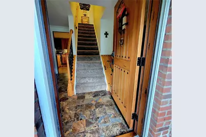 1031 Sanda Dr, Pittsburgh, PA 15227 - Photo 4