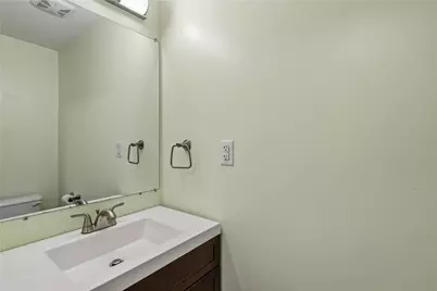1129 Woodbourne Ave, Pittsburgh, PA 15226 - Photo 8