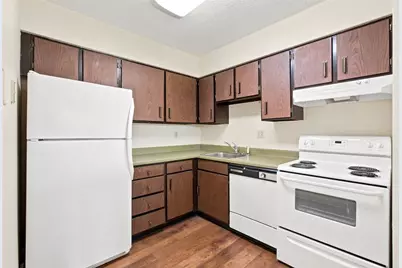 2160 Greentree Rd #807W, Scott Township, PA 15220 - Photo 12