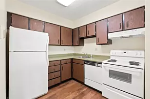 2160 Greentree Rd, Scott Township, PA 15220 - Photo 12