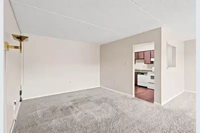 2160 Greentree Rd #807W, Scott Township, PA 15220 - Photo 10
