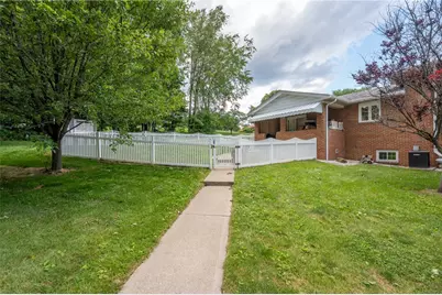 103 Chapel View Dr, Hempfield Township, PA 15601 - Photo 12