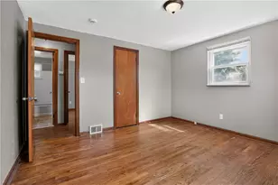 93 W Bruceton Rd, Pittsburgh, PA 15236 - Photo 18