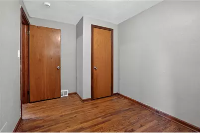 93 W Bruceton Rd, Pittsburgh, PA 15236 - Photo 26