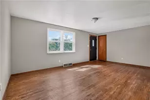 93 W Bruceton Rd, Pittsburgh, PA 15236 - Photo 10