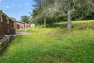 93 W Bruceton Rd, Pittsburgh, PA 15236 - Photo 40